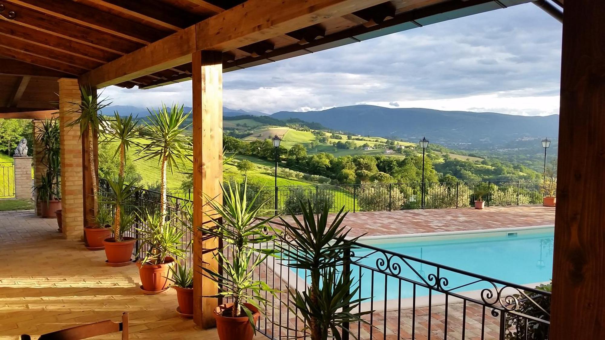 Agriturismo Pascucci Толентино Экстерьер фото