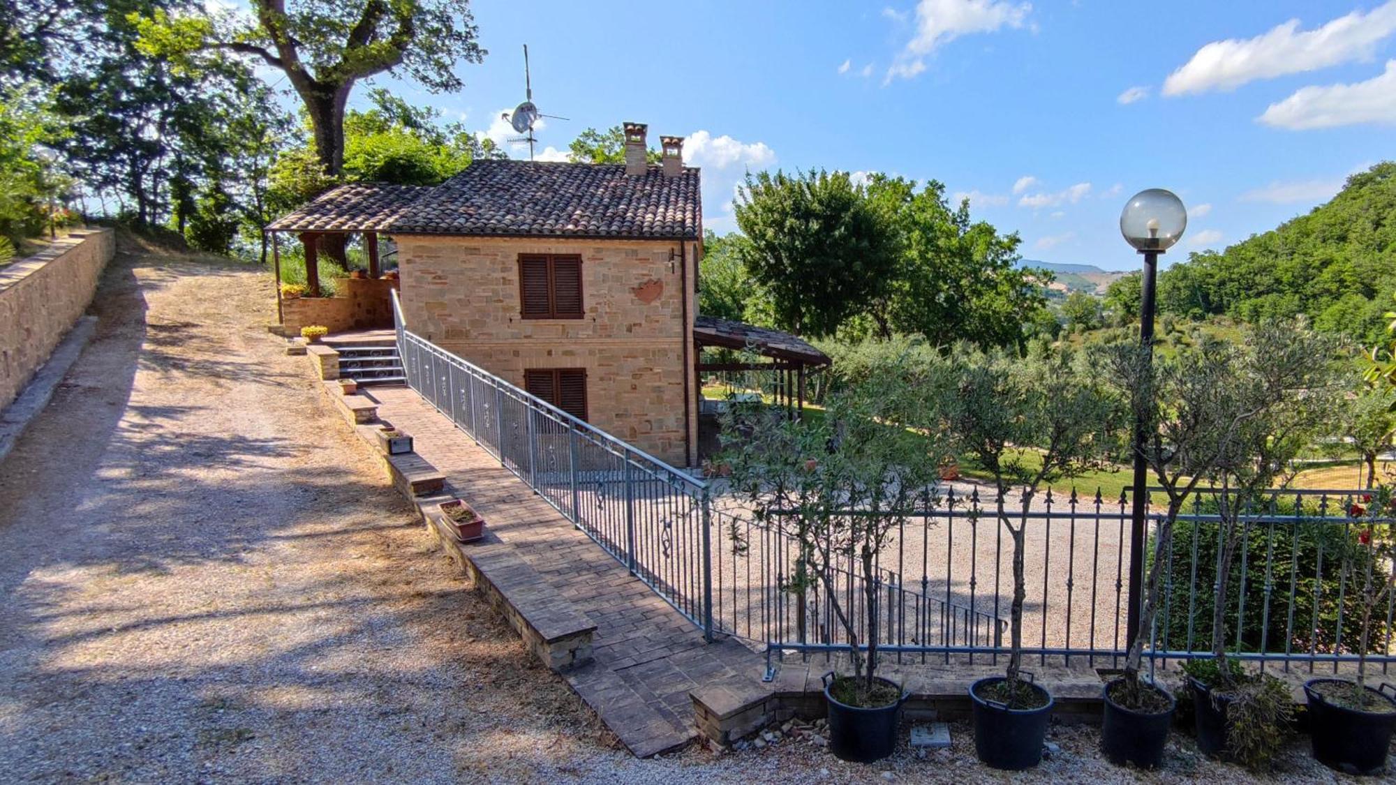 Agriturismo Pascucci Толентино Номер фото